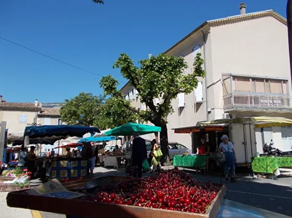 Marché d'été de Luc-en-Diois